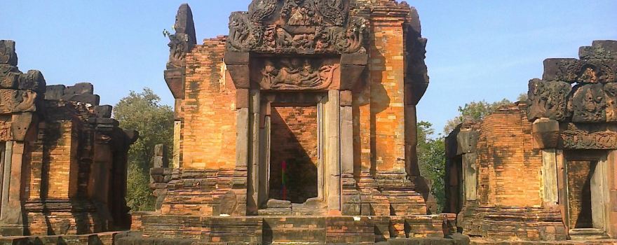 Prasat Pueai Noi