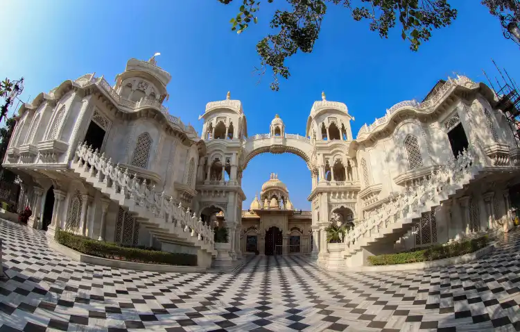 Hotels in Vrindavan