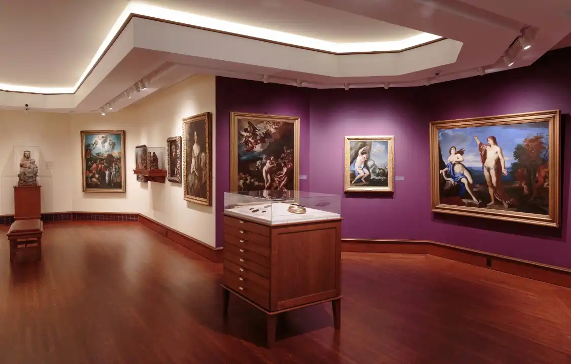 Hotel in zona The Bellarmine Museum of Art