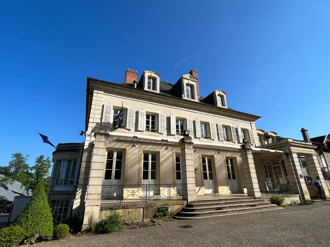 Hotels near Le Château et Parc Madame de Graffigny