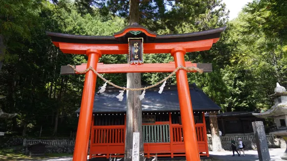 鎮神社