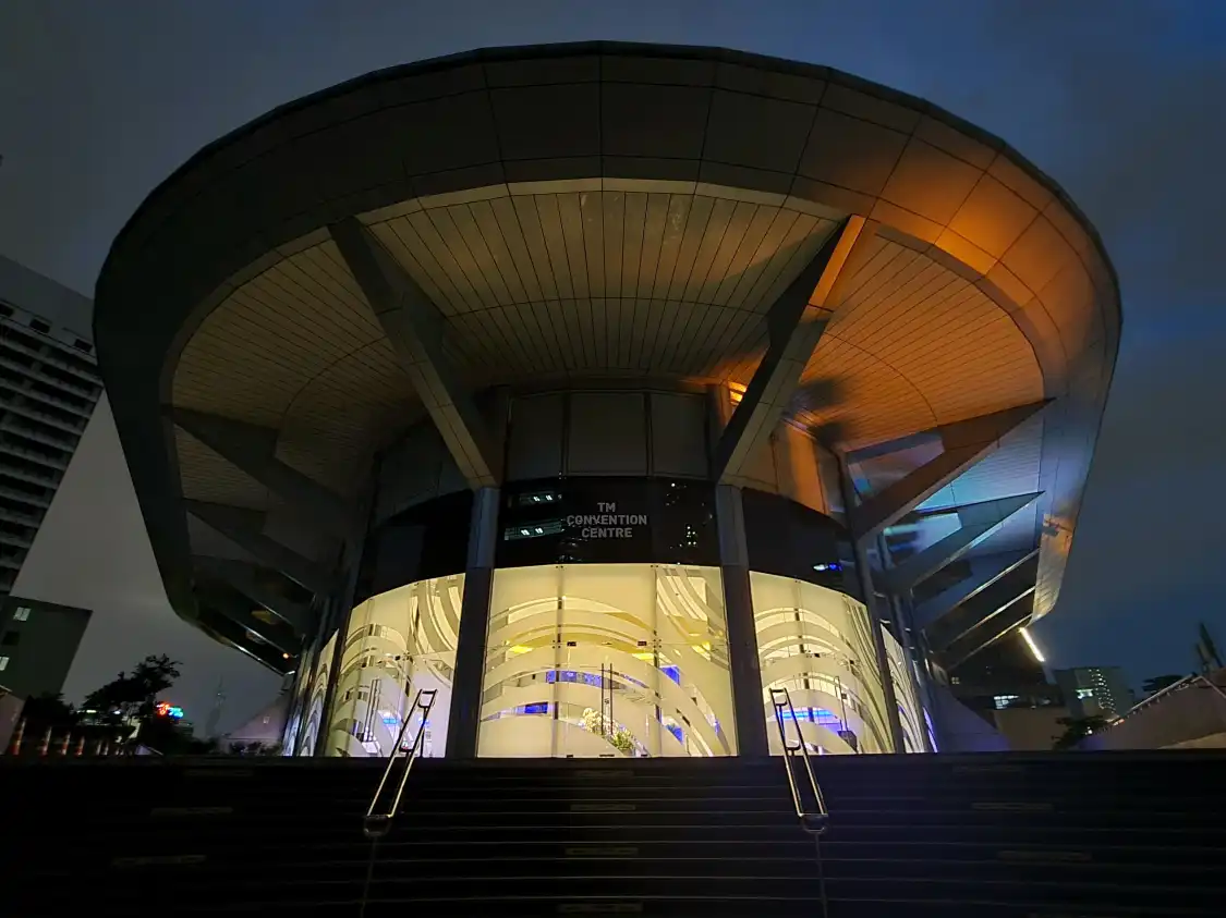 Отели рядом с достопримечательностью «TM Convention Centre»
