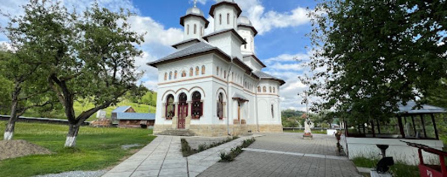 Church Ortodoxa''sf.Nicolai''fundu Sadovei