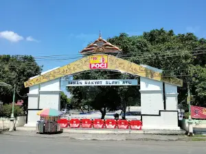 People's Park Slawi