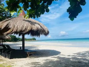 Pahali Malamawi Beach Resort