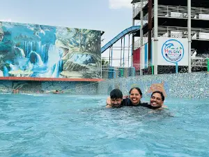 Holidays Fun City water park