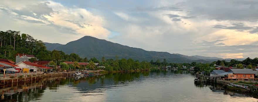 River embankment Begadang Malili