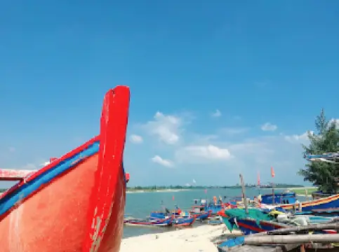 Bãi biển Đức Lợi