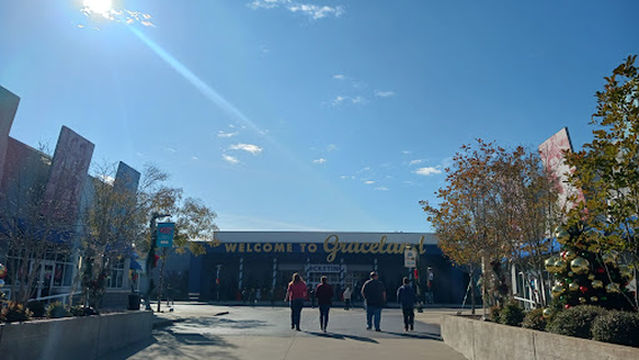 Elvis Presley’s Memphis Museum