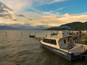 Dermaga Singkarak
