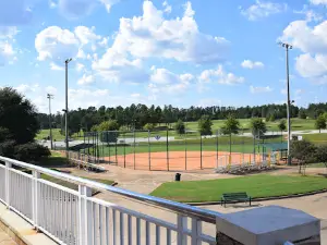 Diamond Lakes Regional Park