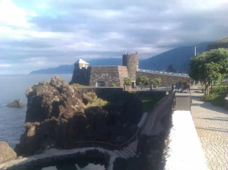 Hotels near Aquario da Madeira