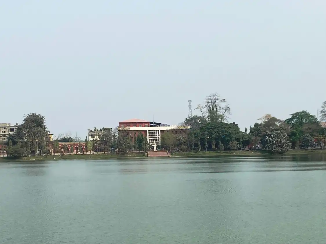 Hotels near SagarDighi