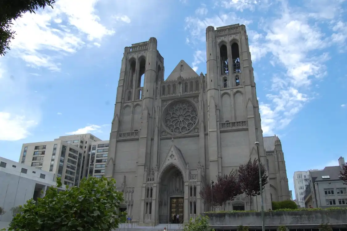 Hotels near Huntington Park