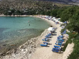 Aliki Beach