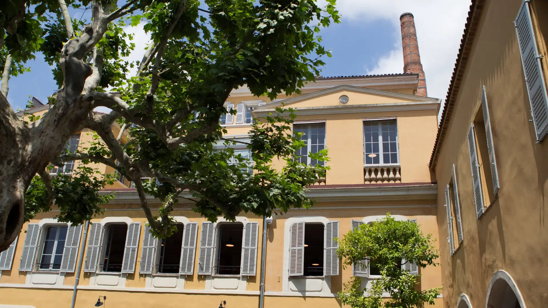 Hotels near Le Museum du Parfum