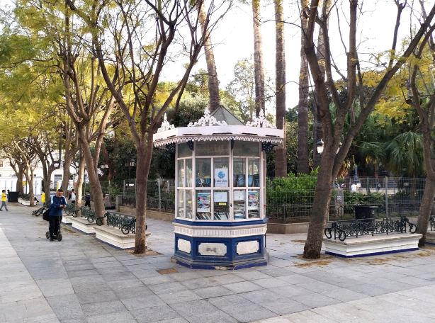 Mina Square