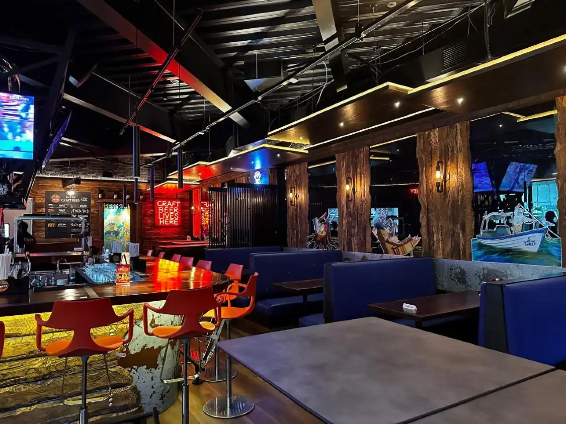 Hotels near Tommy's Brewing Company