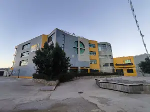 Françoise Louise Main Public Reading Library