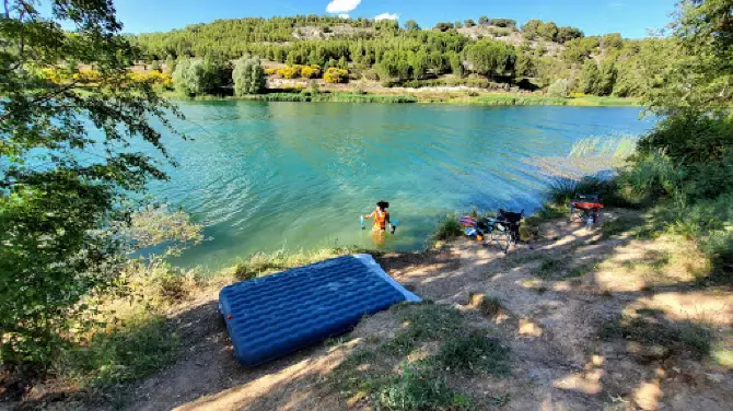 Embalse de Encinas De Esgueva