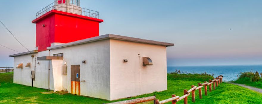 Tobutsumisaki Lighthouse