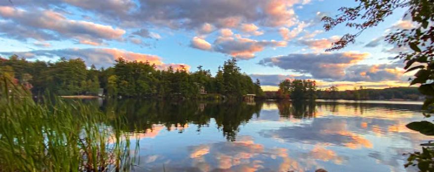 Pawtuckaway Lake
