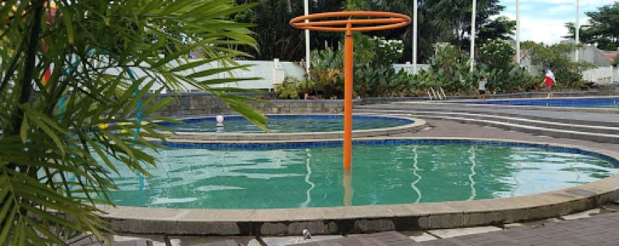 Kolam Renang Persada Mas