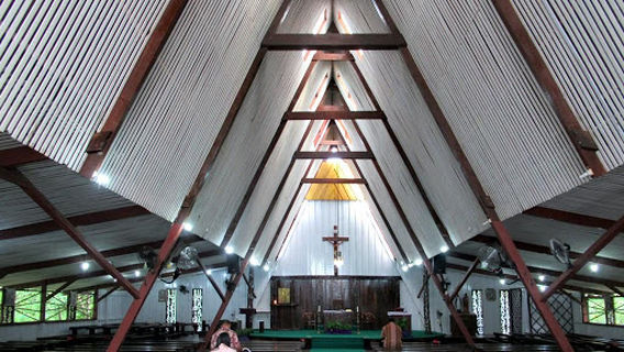 Gereja Katedral Salib Suci Agats