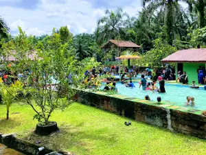 Wisata Pemandian Water Hill