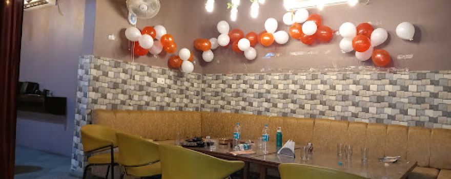 Dive and dine