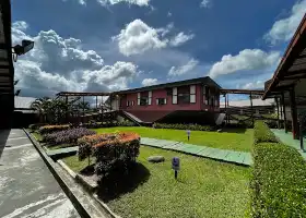 Rumah terbalik