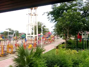 Lomsak Municipal Health Park (parks Dongtan).