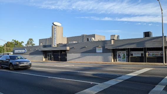 Greyhound: Bus Station