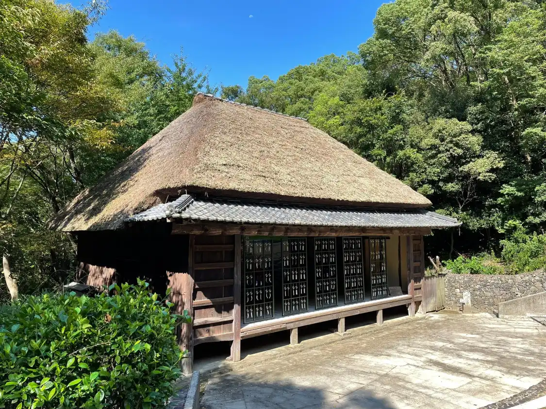 四國村附近的飯店