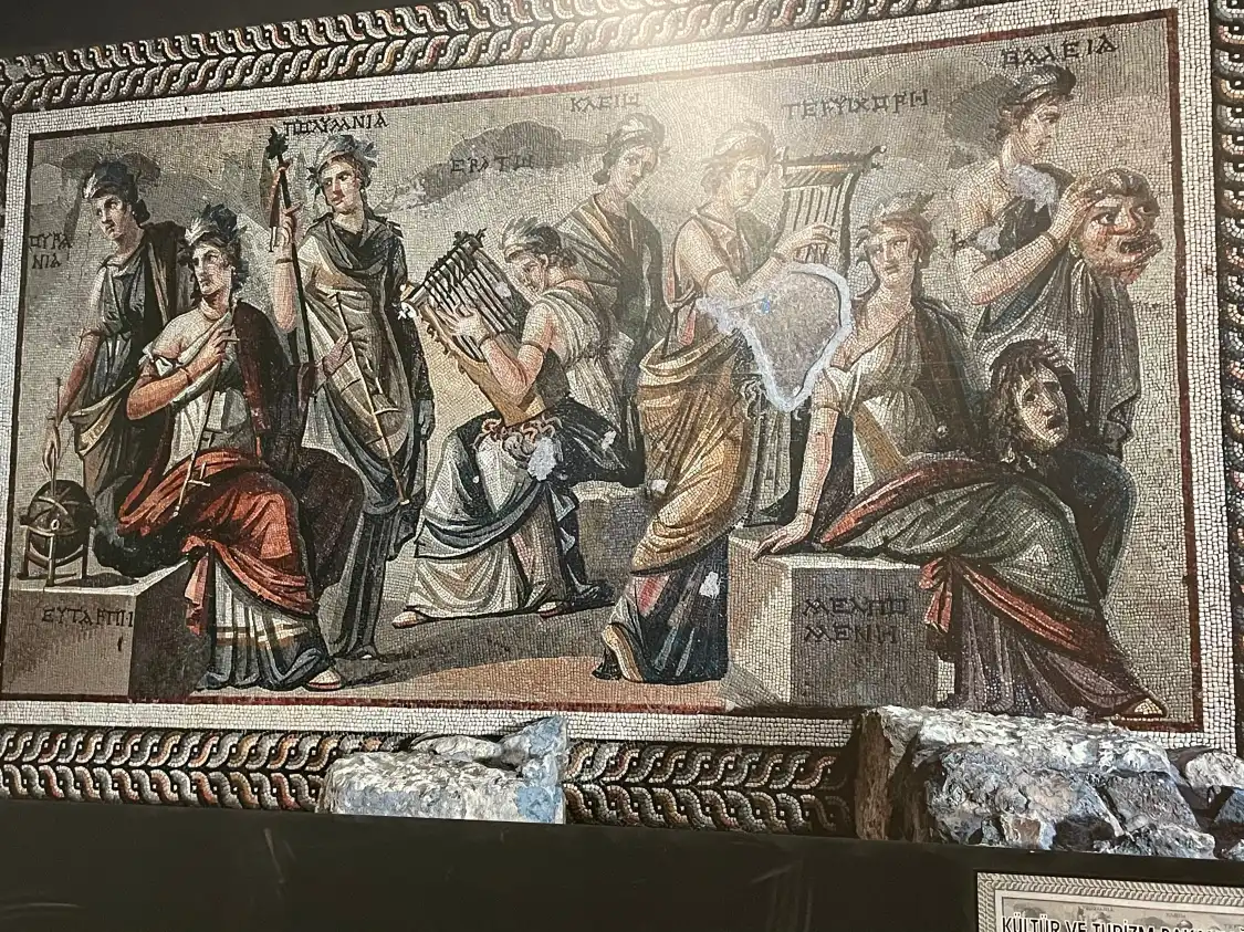 Hotels near Hatay Archaeology Museum