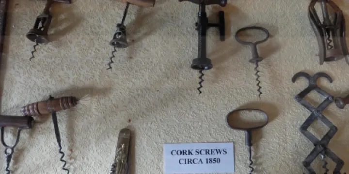 Desmond Castle & International Museum of Wine