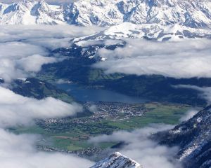 香港-策爾湖畔 機票酒店 自由行