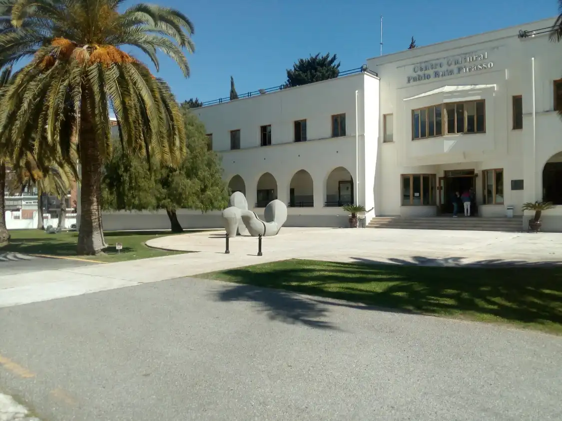 Hotels near Pablo Ruiz Picasso Cultural Centre