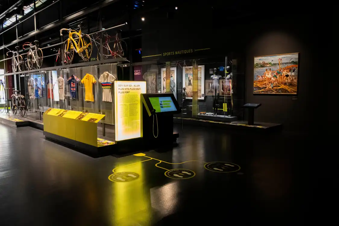 National Sports Museum 주변 호텔