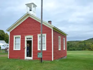 Old Stone Fort Museum
