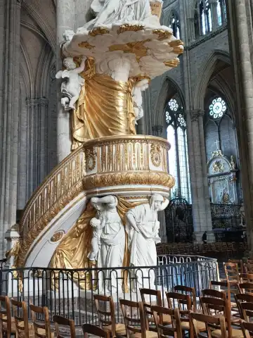 鄰近佩雷大廈的酒店