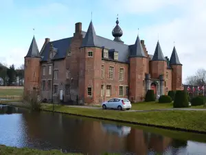 Rumbeke Castle