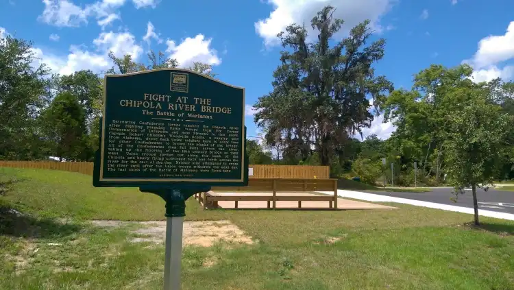 Hotels in Marianna