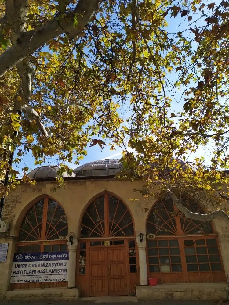 Hotels near Kursunlu Camii