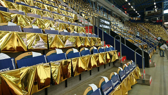 HV71