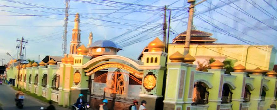 Masjid Besar Al-Madinah Karanganyar