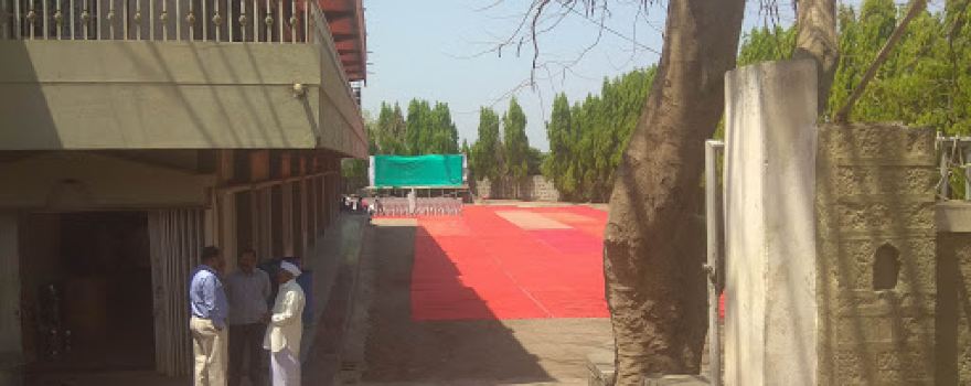 Shri 1008 Bhagwan Chandraprabhu Digambar Jain Temple