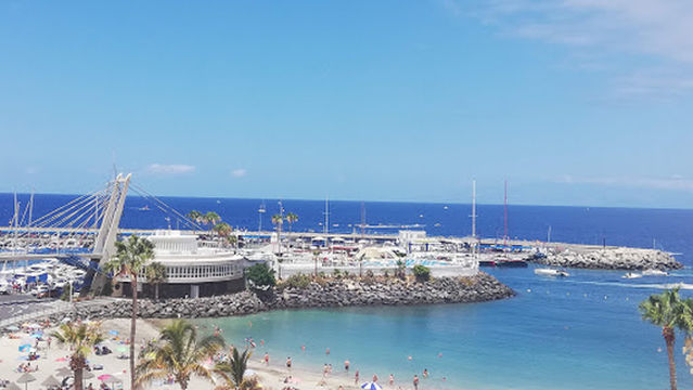 Playa La Pinta Puerto Colón