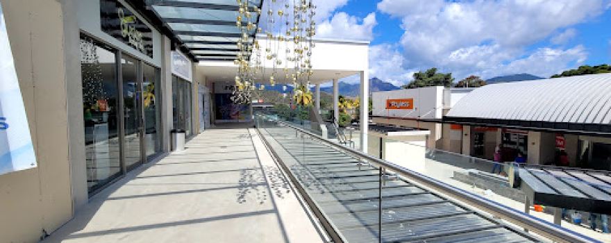 Mall Uniplaza