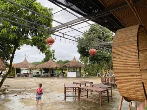 Nhà Hàng Hưng Lệ